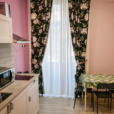 La Stella Di Giulietta Piazza Cavour Gasthof