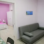La Stella Di Giulietta Piazza Cavour * 나폴리