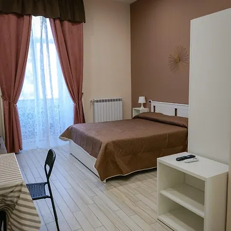 La Stella Di Giulietta Piazza Cavour * Nápoly