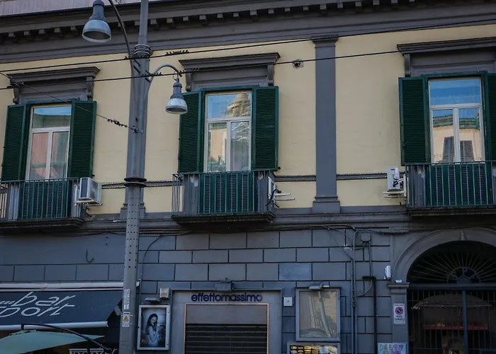 La Stella Di Giulietta Piazza Cavour בית הארחה נאפולי